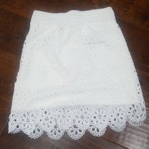 White mini skirt! New